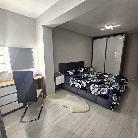 Apartment Bohemi With Free Parking Burgas Exterior foto