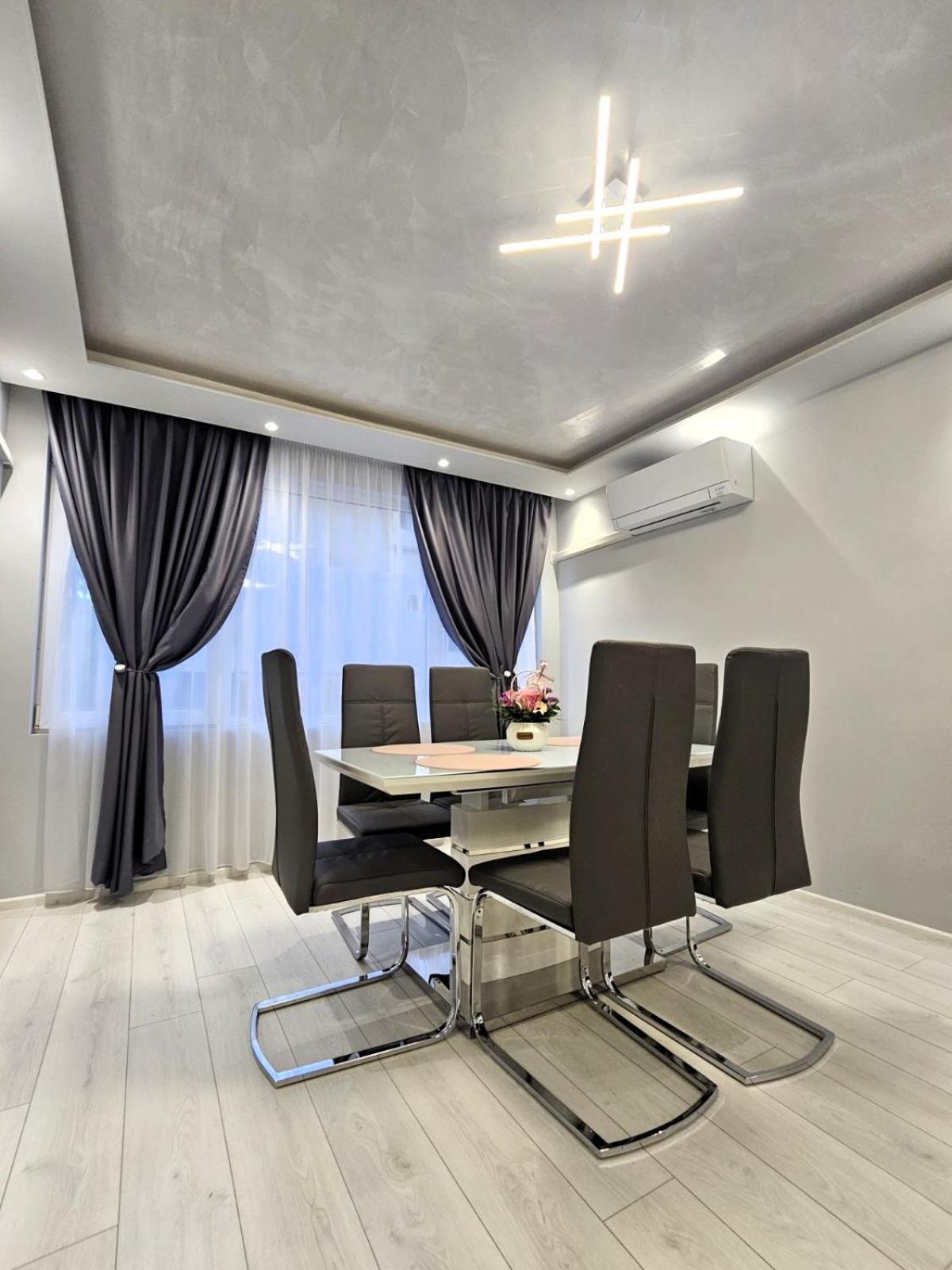 Apartment Bohemi With Free Parking Burgas Exterior foto